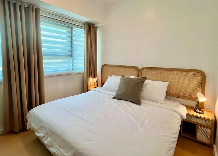 Apartment Charming 1-br In Bgc