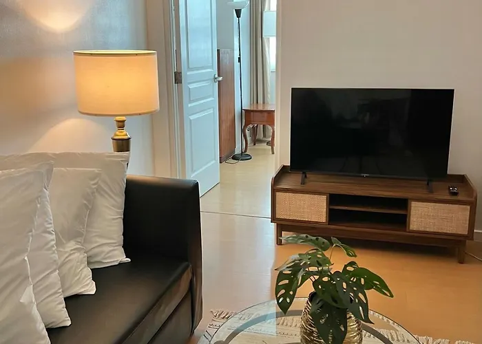 Charming 1-br In Bgc